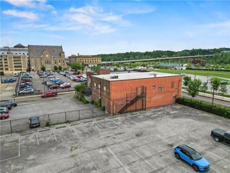 200-208 W Front Street Youngstown OH 44503