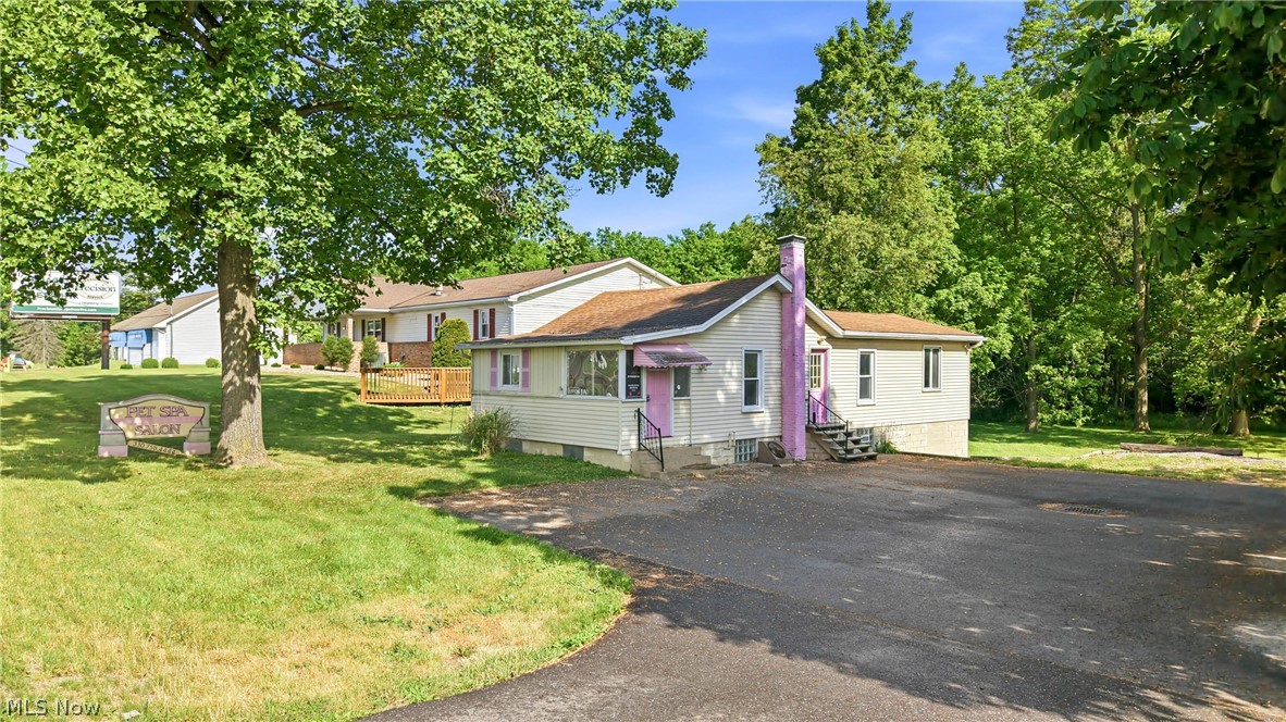 1122 W Western Reserve Road Poland OH 44514