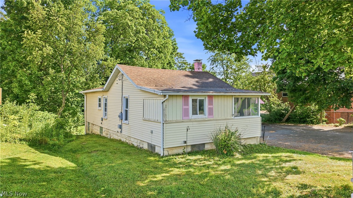 1122 W Western Reserve Road Poland OH 44514