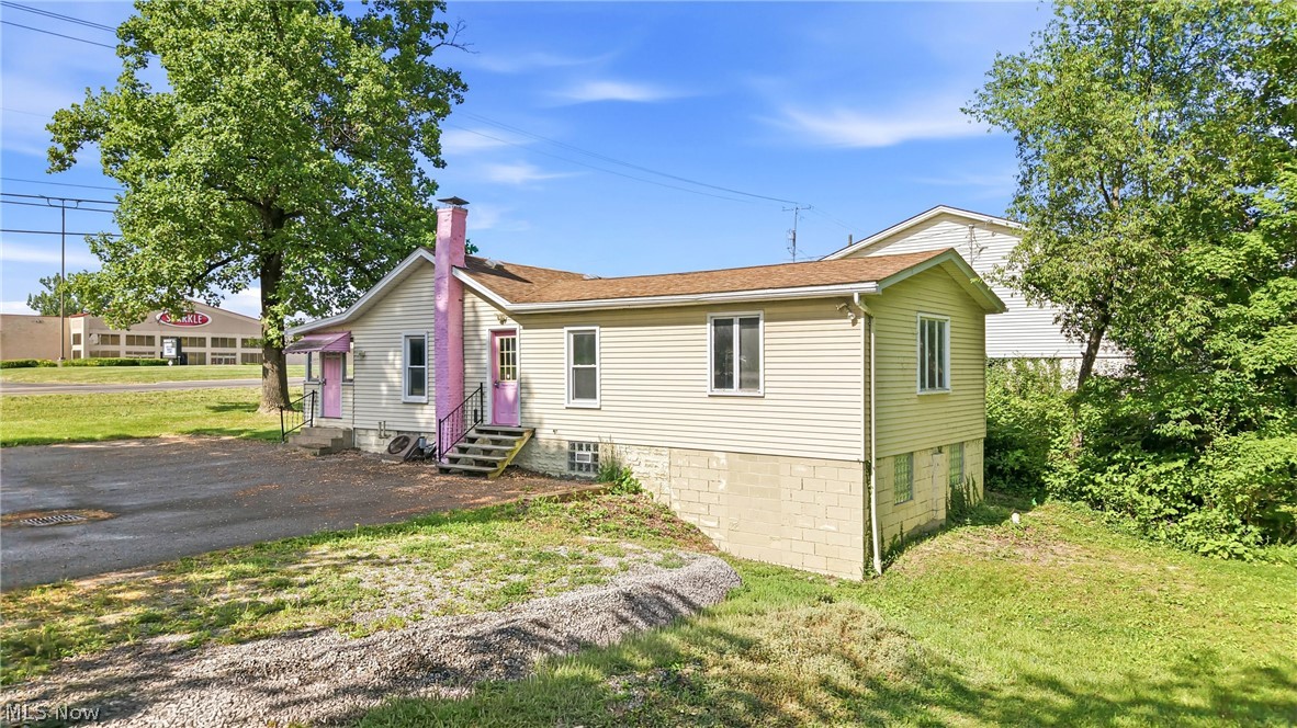 1122 W Western Reserve Road Poland OH 44514