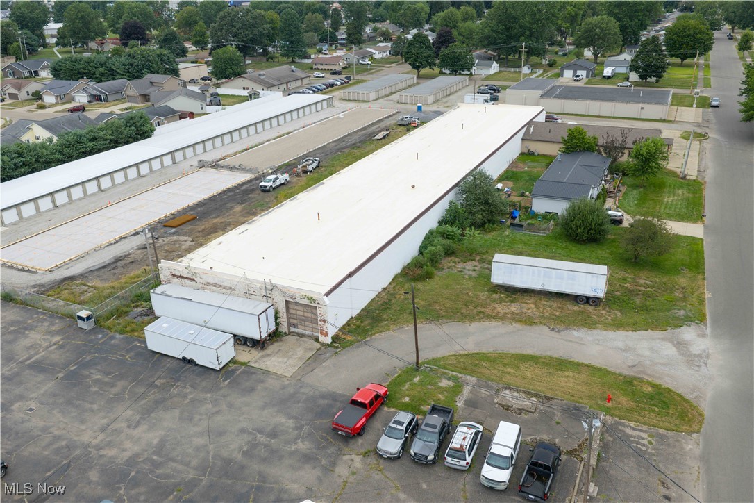 812 & 814 Kaderly Street NW New Philadelphia OH 44663