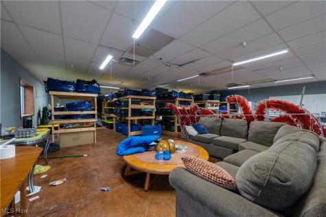 812 & 814 Kaderly Street NW New Philadelphia OH 44663