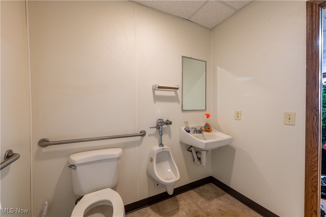 812 & 814 Kaderly Street NW New Philadelphia OH 44663