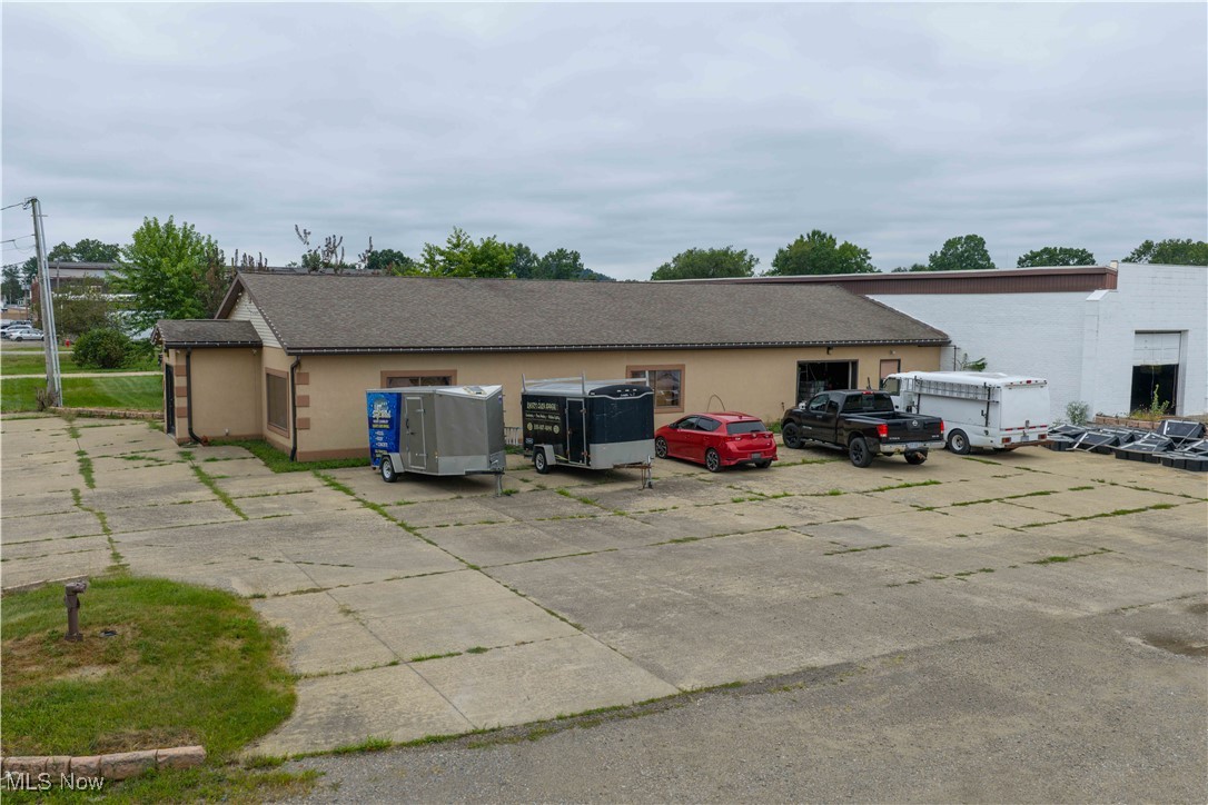 812 & 814 Kaderly Street NW New Philadelphia OH 44663