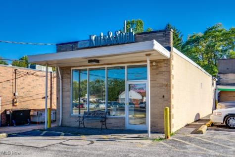 15257 Sheldon Road Middleburg Heights OH 44130