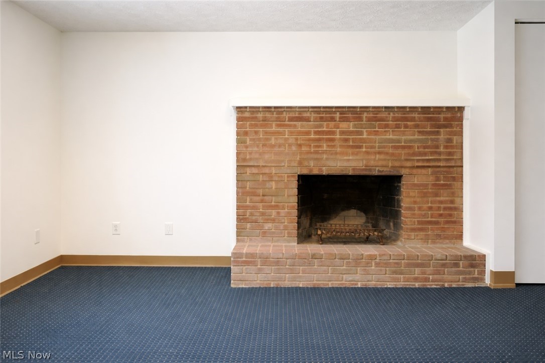 1300 Weathervane Lane Akron OH 44313