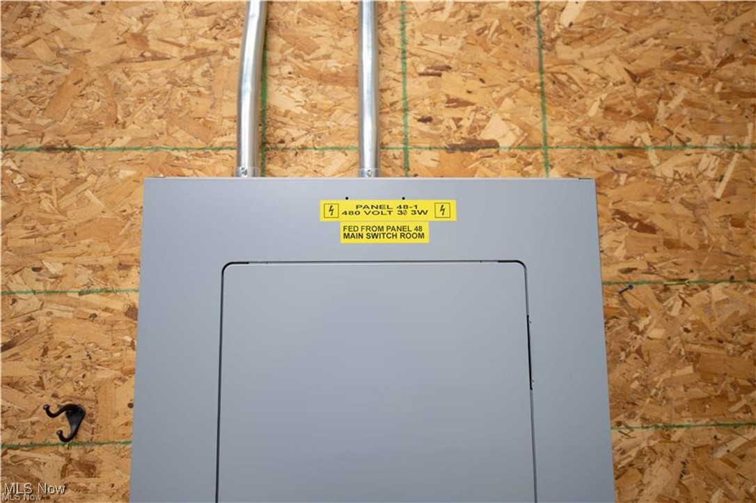 4043 Beck Avenue Louisville OH 44641