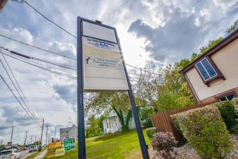 3757 Cleveland Avenue NW Canton OH 44709
