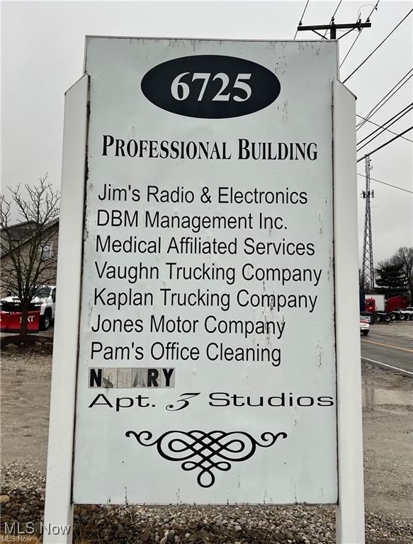 6725 Promway Avenue NW North Canton OH 44720