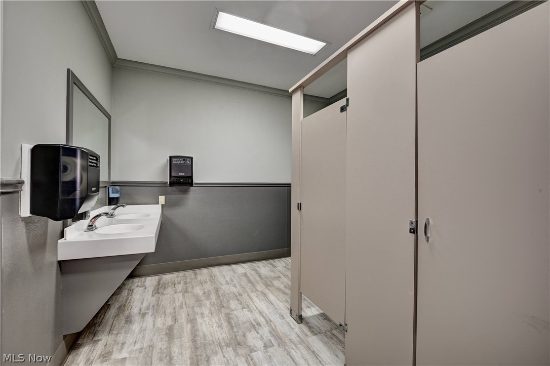 14278 Lincoln Way E Dalton OH 44618
