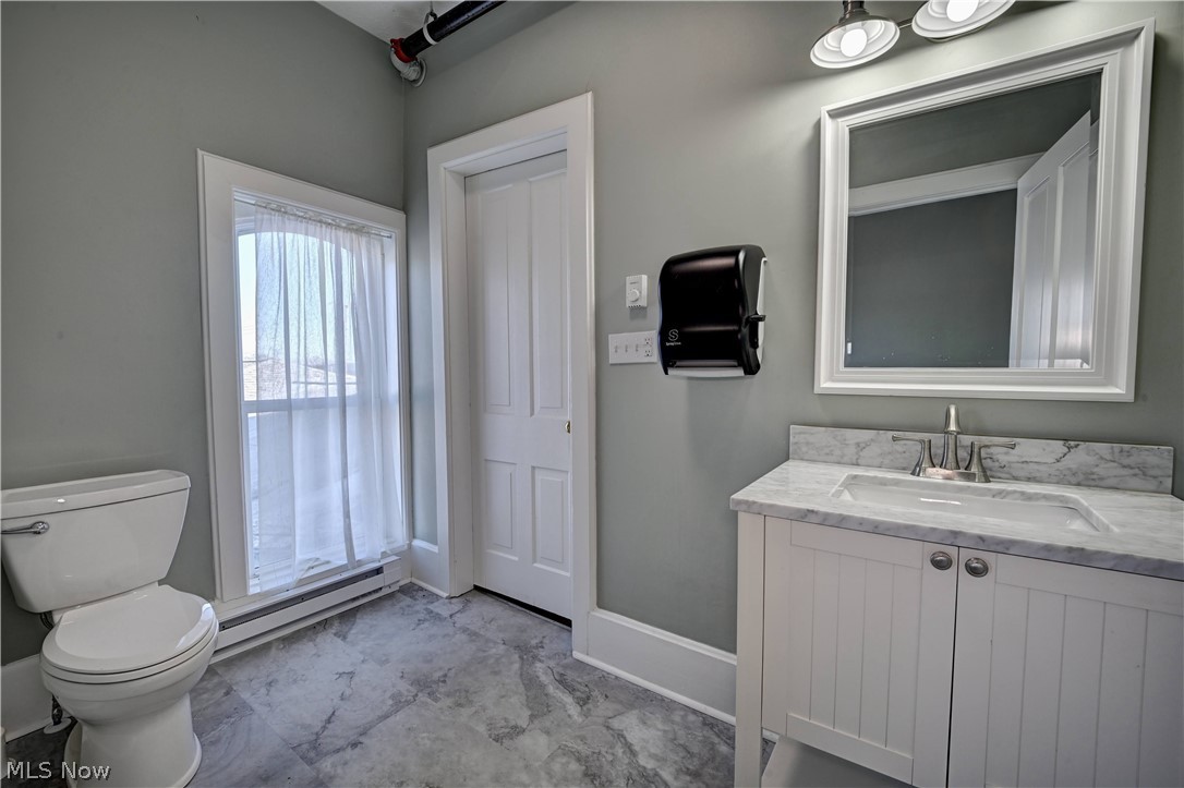 14278 Lincoln Way E Dalton OH 44618