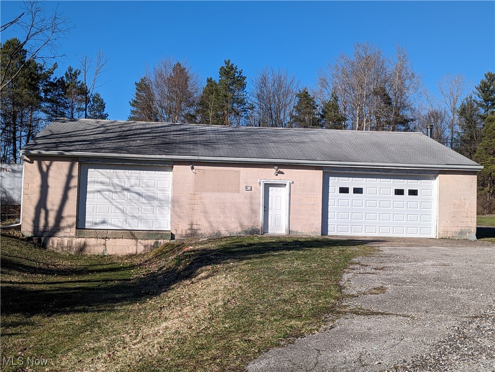 14200 Butternut Road Burton OH 44021