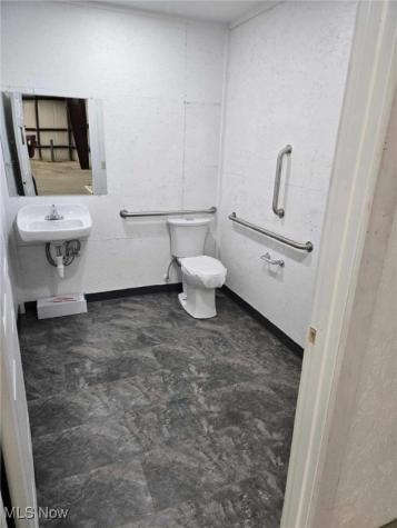 1051 Eastwood Avenue Akron OH 44305