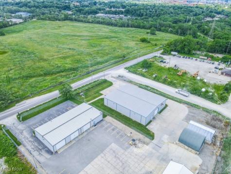 1051 Eastwood Avenue Akron OH 44305