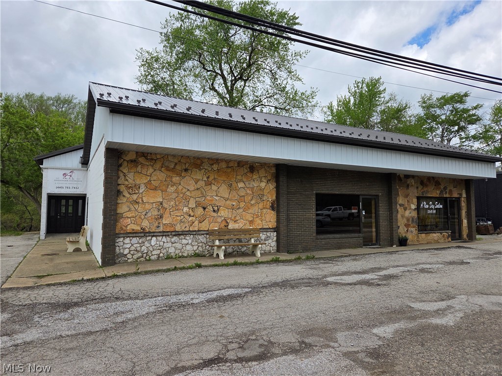 10511 Main Street Mantua OH 44255