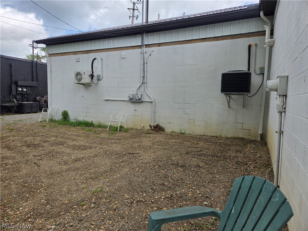 10511 Main Street Mantua OH 44255
