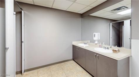 2217 E 9th Street Cleveland OH 44115