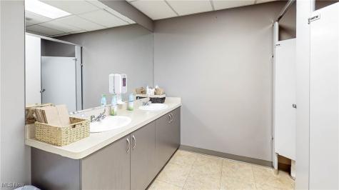 2217 E 9th Street Cleveland OH 44115