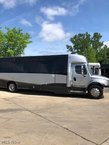 887 W Liberty Street Medina OH 44256