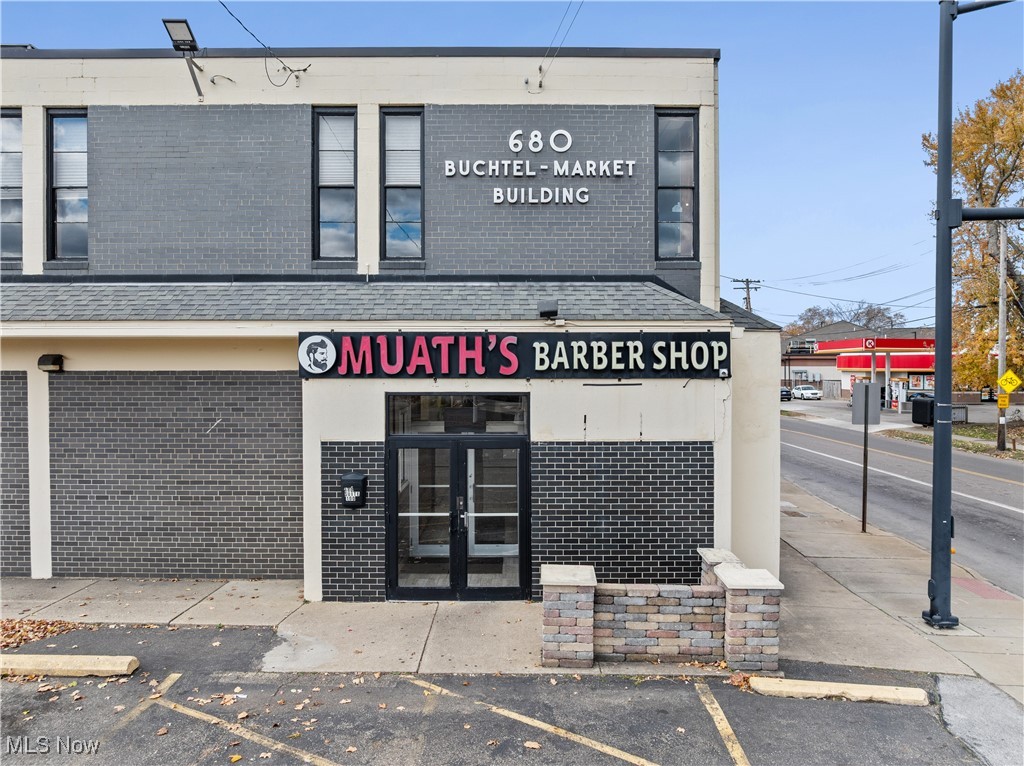 680 E Market Street Akron OH 44304