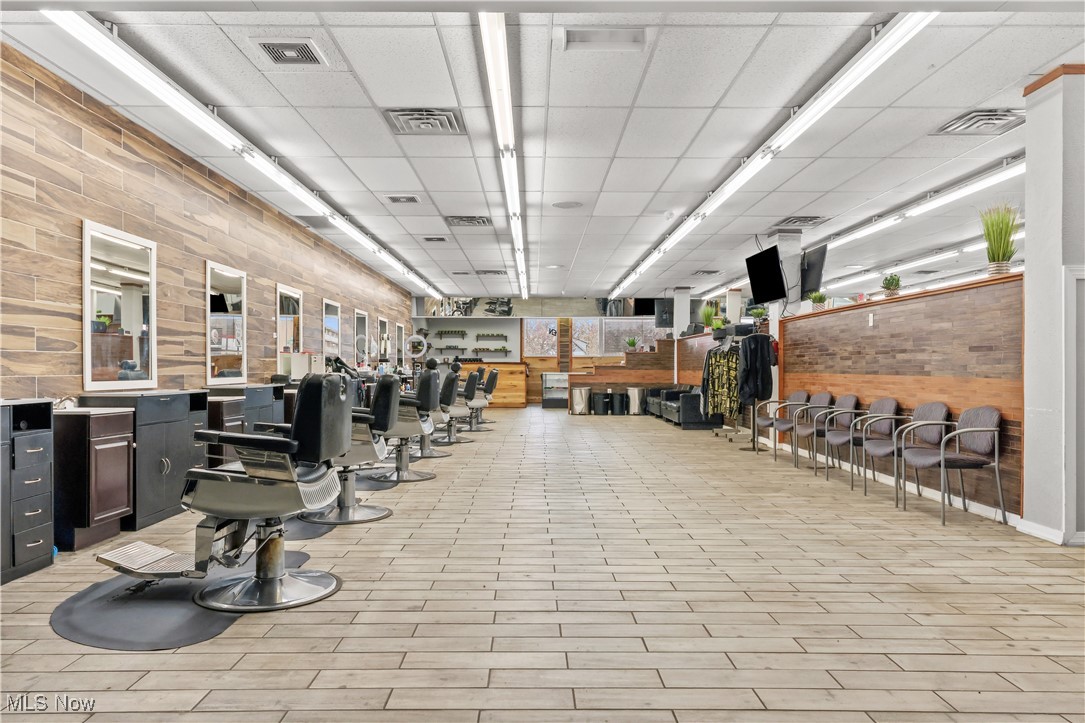 680 E Market Street Akron OH 44304