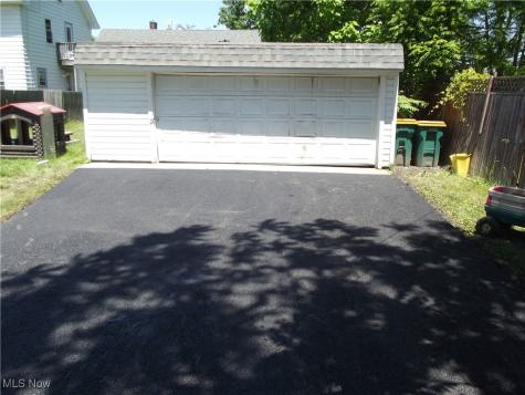 17051 Libby Road Maple Heights OH 44137