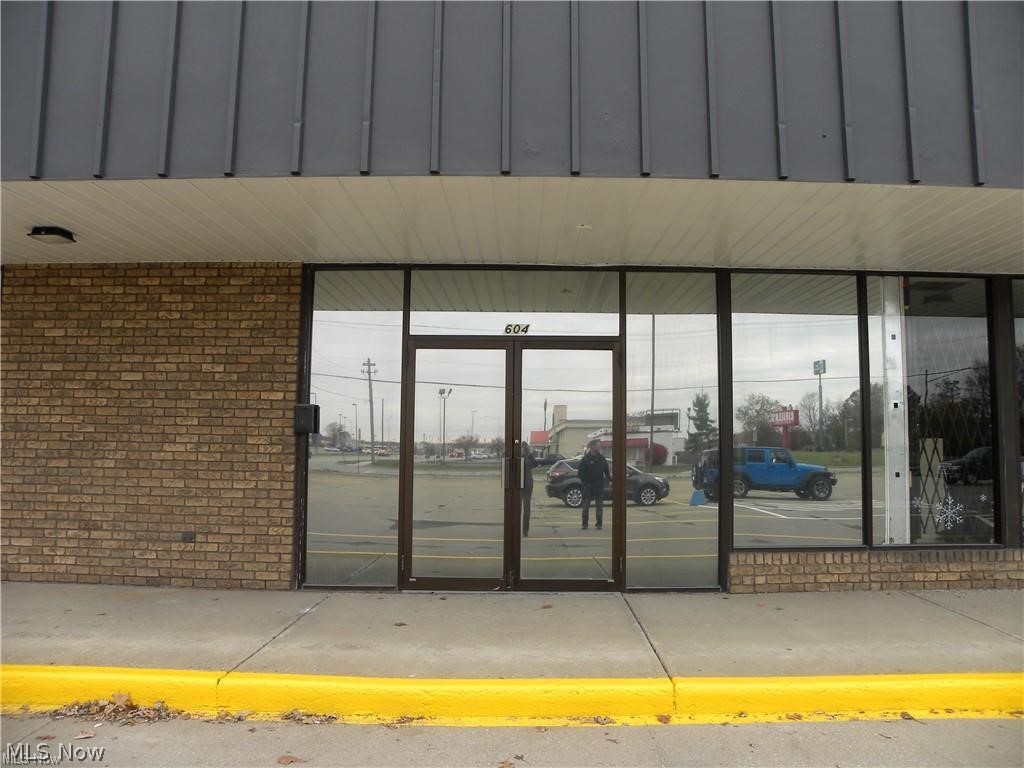 604 Leona Street Elyria OH 44035