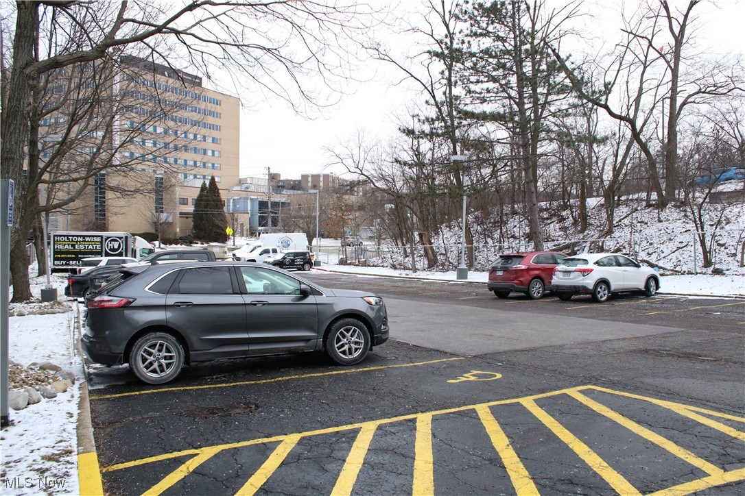 6731 Ridge Parma OH 44129