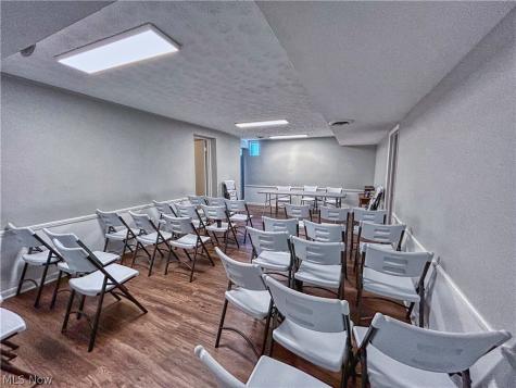 300 4th Street Elyria OH 44035