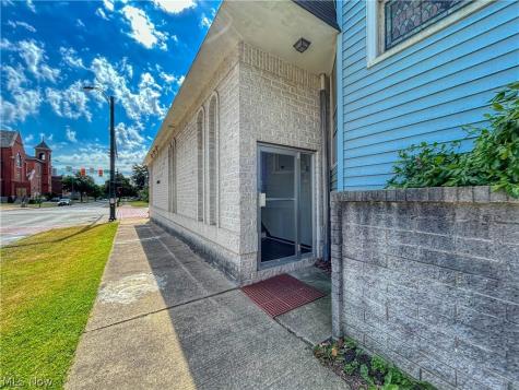 300 4th Street Elyria OH 44035