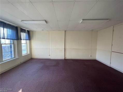 416.5 Main Street Coshocton OH 43812