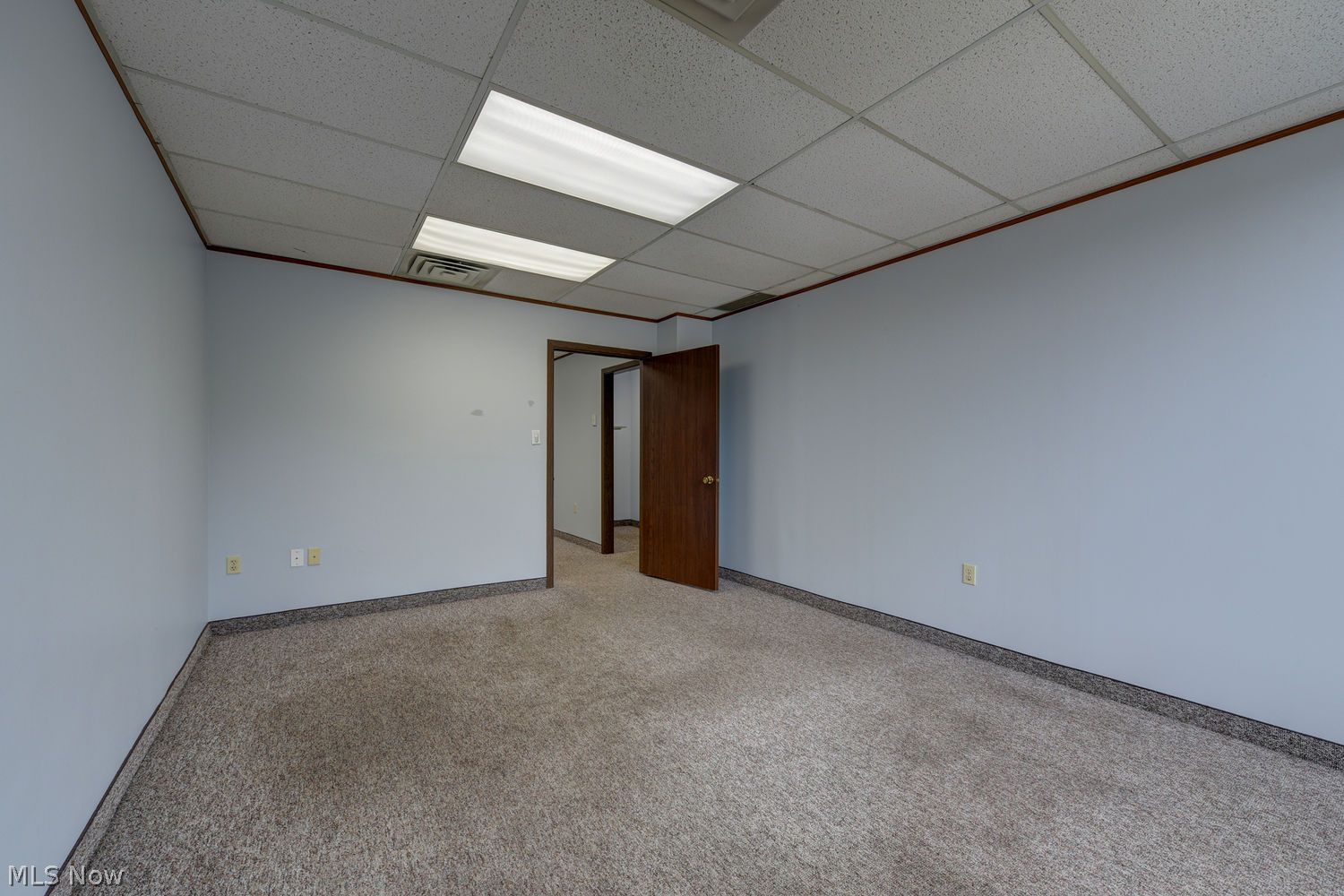 21245 Lorain Road Fairview Park OH 44126