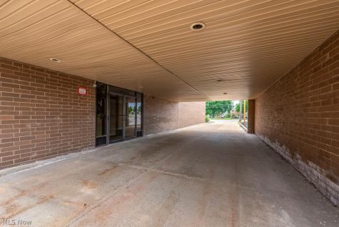 21245 Lorain Road Fairview Park OH 44126