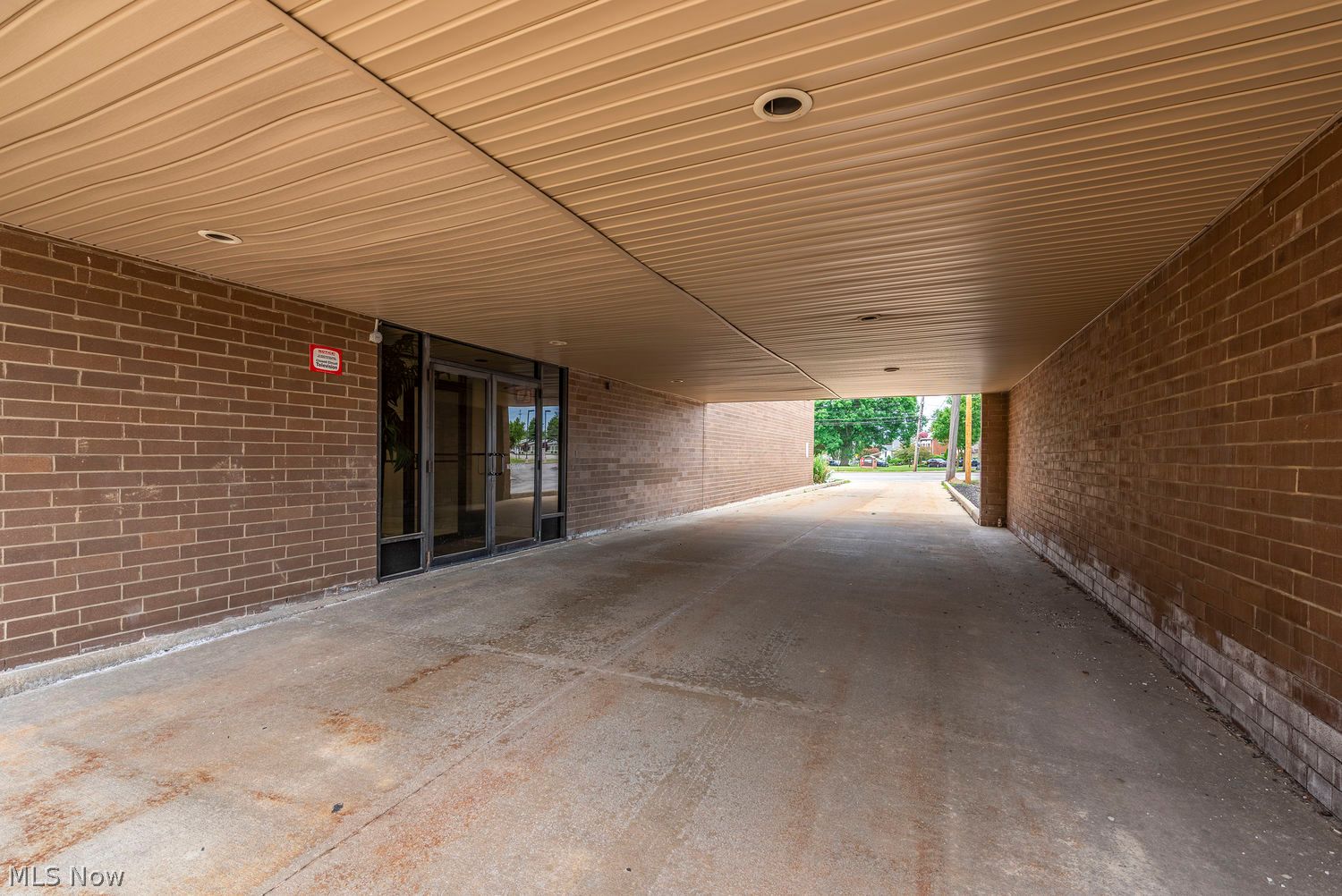 21245 Lorain Road Fairview Park OH 44126