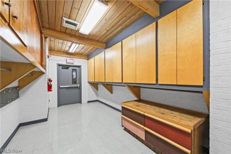 28081 Lorain North Olmsted OH 44070