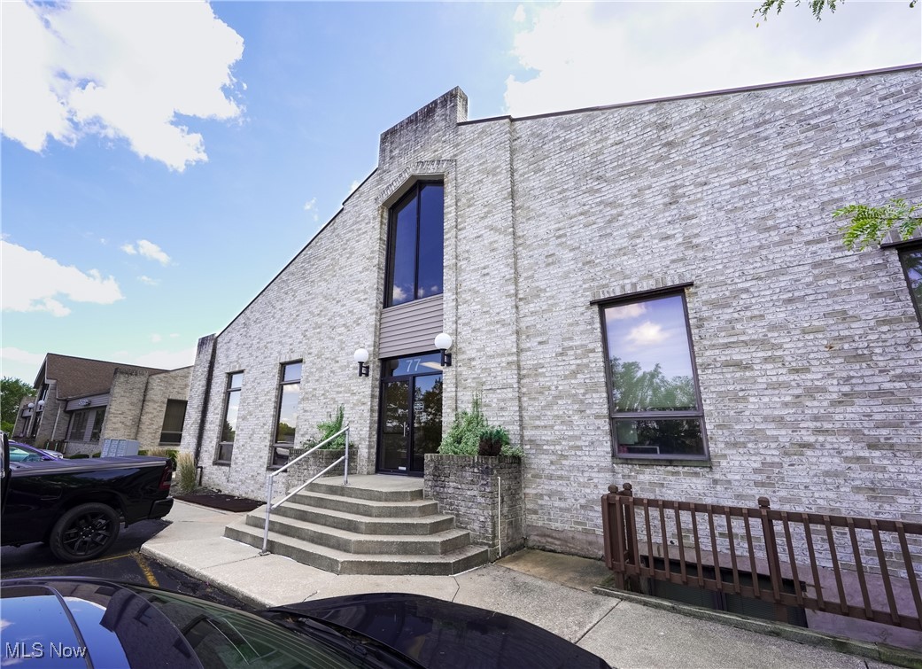75-77 Milford Drive Hudson OH 44236