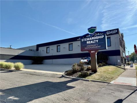 641 Lincoln Way W Massillon OH 44647