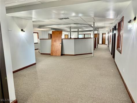 641 Lincoln Way W Massillon OH 44647