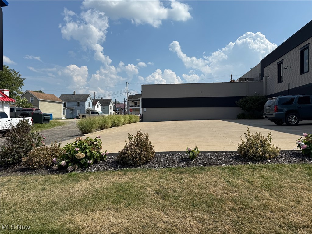 641 Lincoln Way W Massillon OH 44647