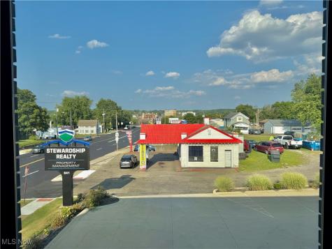 641 Lincoln Way W Massillon OH 44647