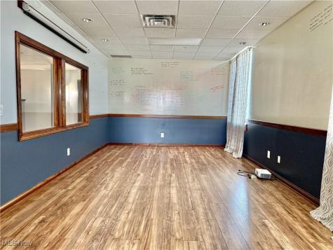 641 Lincoln Way W Massillon OH 44647