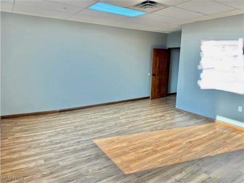 641 Lincoln Way W Massillon OH 44647