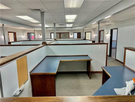 641 Lincoln Way W Massillon OH 44647