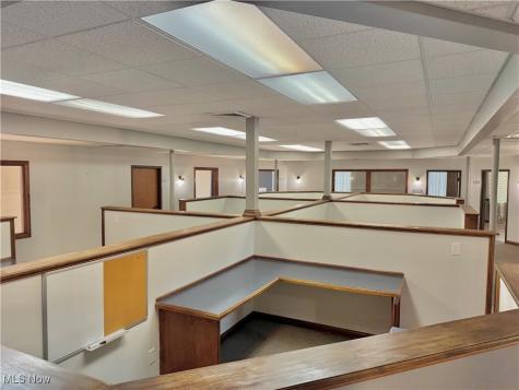 641 Lincoln Way W Massillon OH 44647