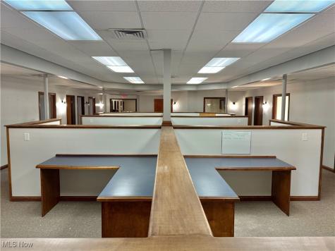 641 Lincoln Way W Massillon OH 44647