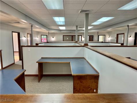 641 Lincoln Way W Massillon OH 44647