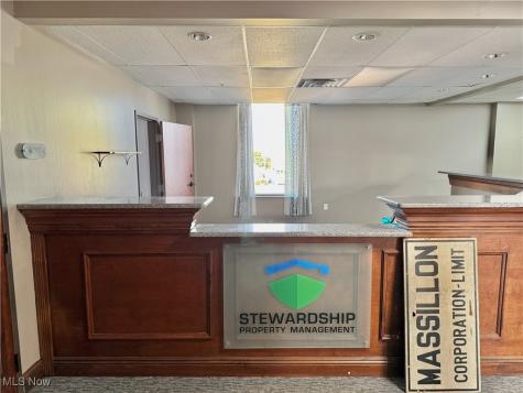 641 Lincoln Way W Massillon OH 44647