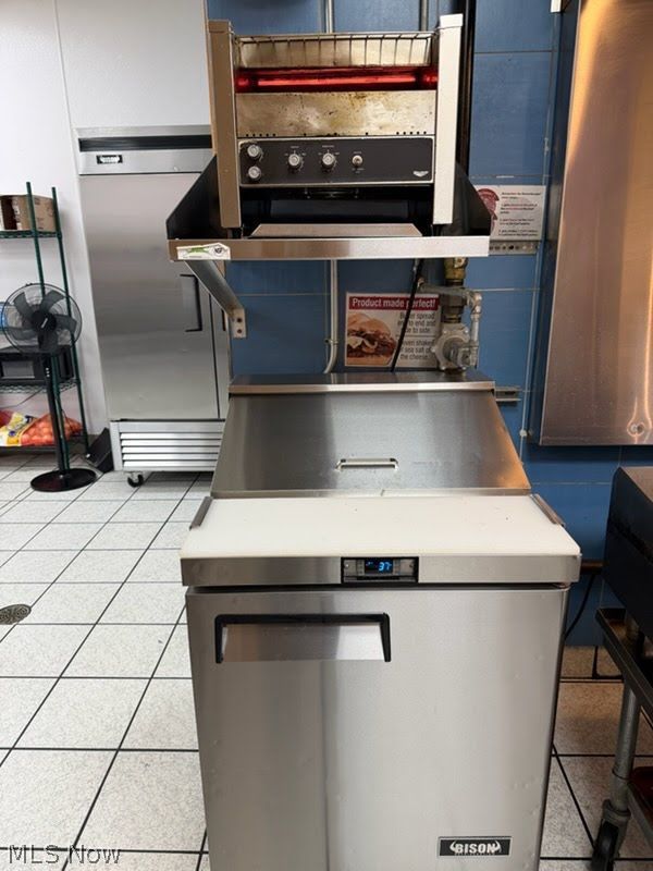 160 S High Street Cortland OH 44410