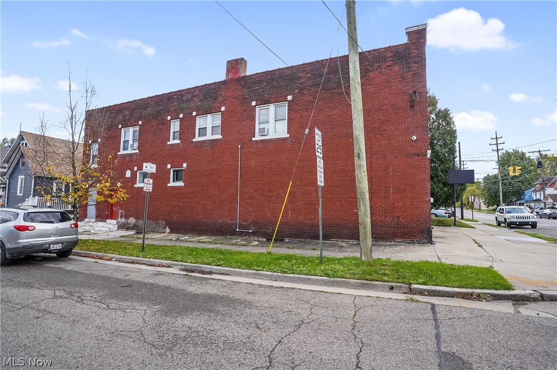 873 Brown Street Akron OH 44311
