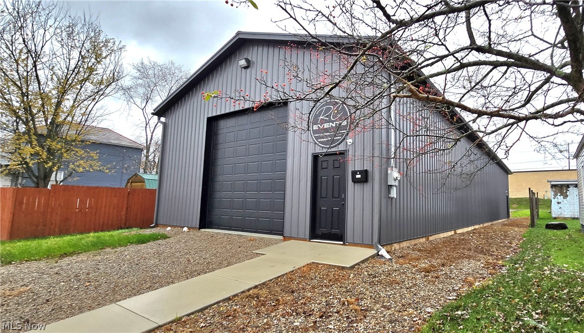 2420 Wilmer Street Zanesville OH 43701